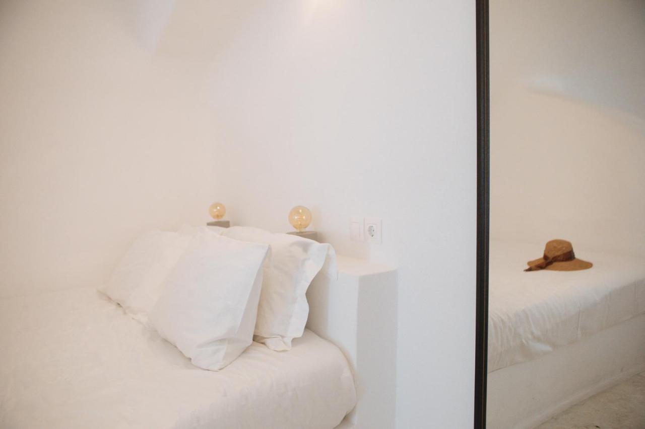 Assyrtiko By A Terre Cave Villas Oia Exterior foto